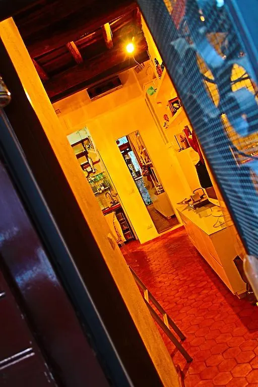 Liv'In Roma Trastevere Apartment Italy